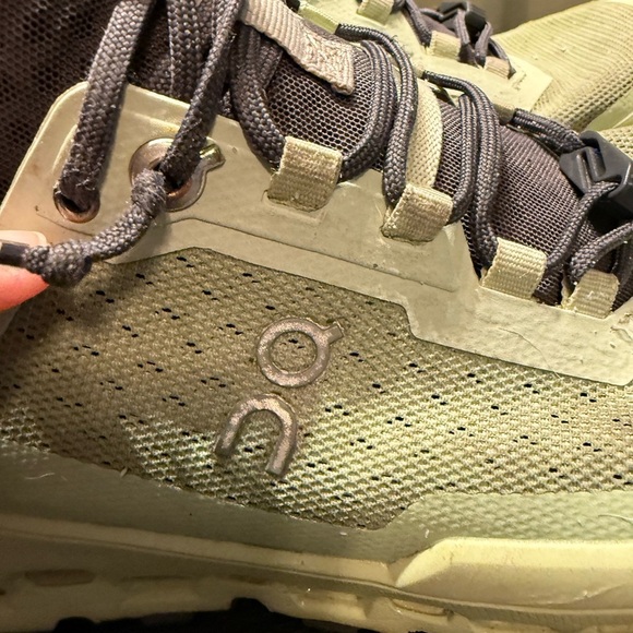 On Cloudultra Women's Athletic Shoes - Green and Black W 7.5 - Picture 2 of 11